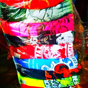 เสื้อยืดมือสอง USA เริ่มต้นตัวล่ะ 10 บาท